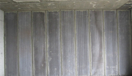 高層住宅內(nèi)墻板安裝現(xiàn)場(chǎng)