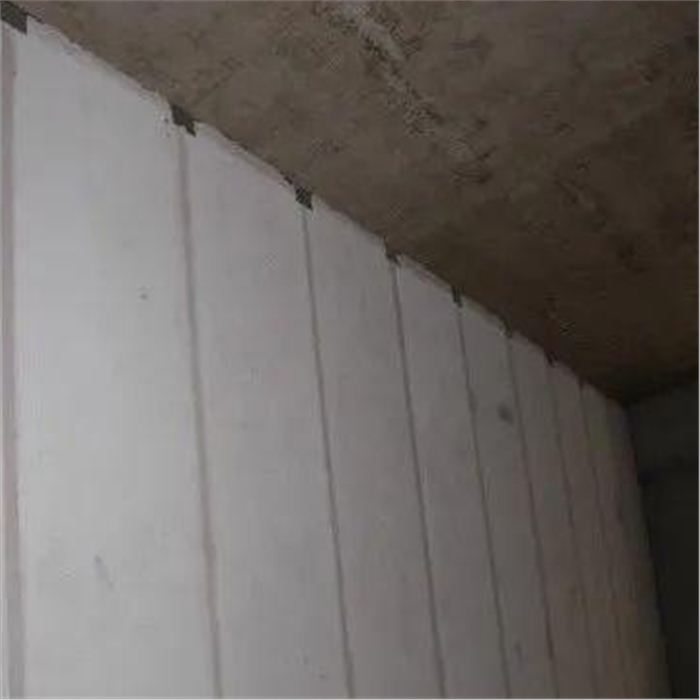 中凱建材給大家分享關(guān)于ALC輕質(zhì)隔墻板如何安裝的細節(jié)